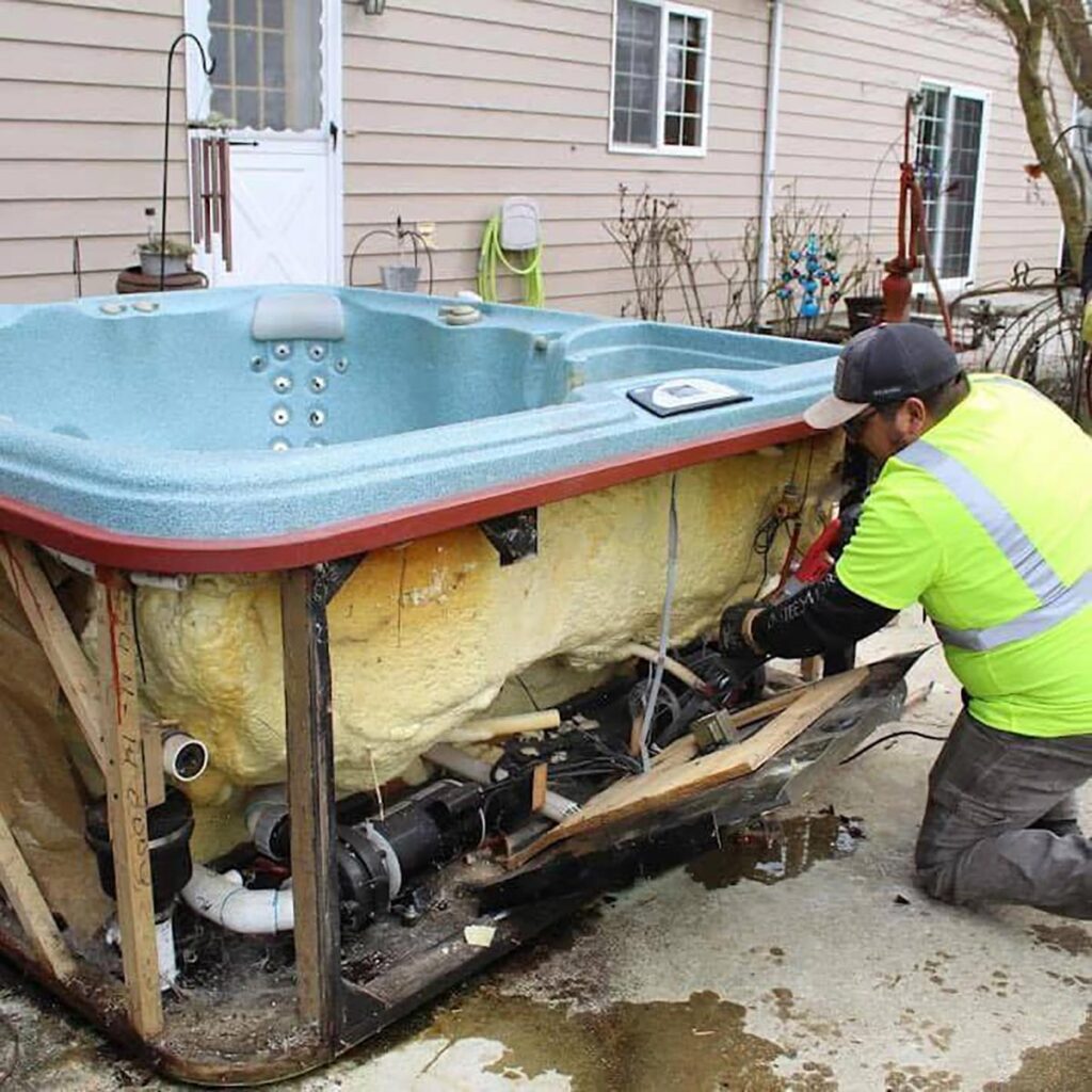 Local Professionals Deliver Hassle-Free Hot Tub Removal Every Time